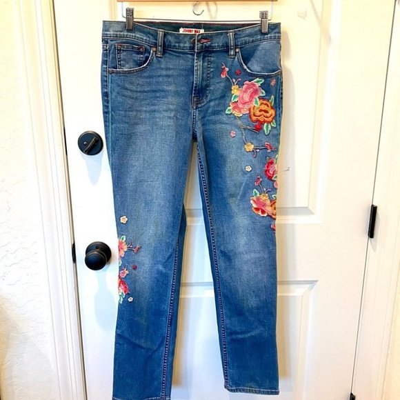 NWOT BLOSSOM BOYFRIEND JEANS - 25 - Picture 2 of 9